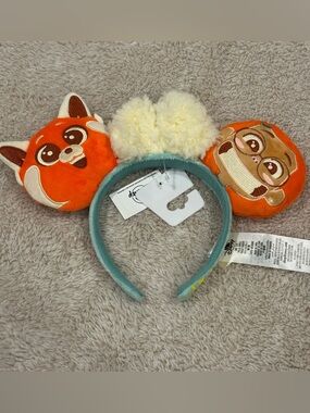 NWT disney pixar turning red minnie ears